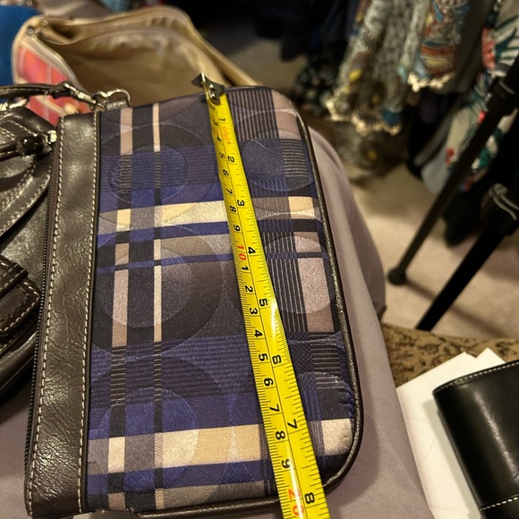 P005 2 Coach wristlet bundle - Picture 3 of 3